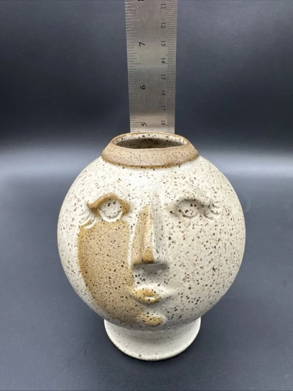Studio Pottery Speckled Moon Face Style Vase Planter Unsigned Female Eyelash